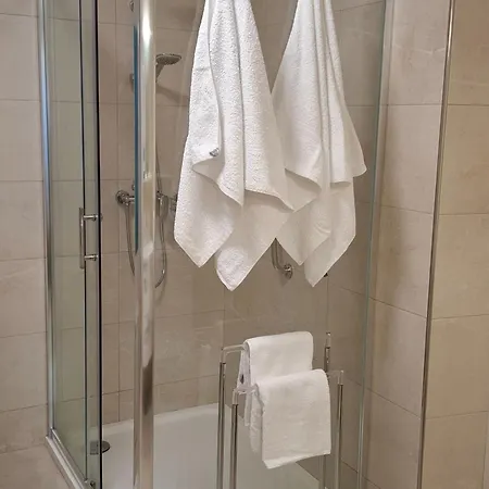 Magnolia Art Ντουμπρόβνικ