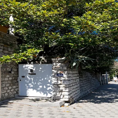 Διαμέρισμα Magnolia Art *