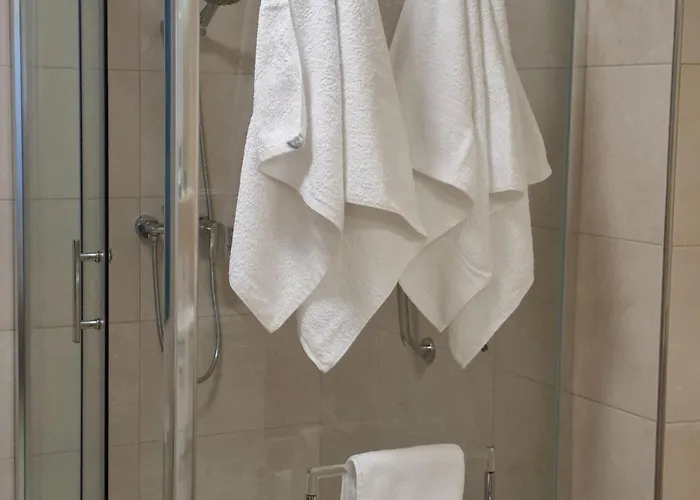 Magnolia Art دوبروفينك