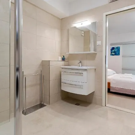 Magnolia Art * ドゥブロブニク